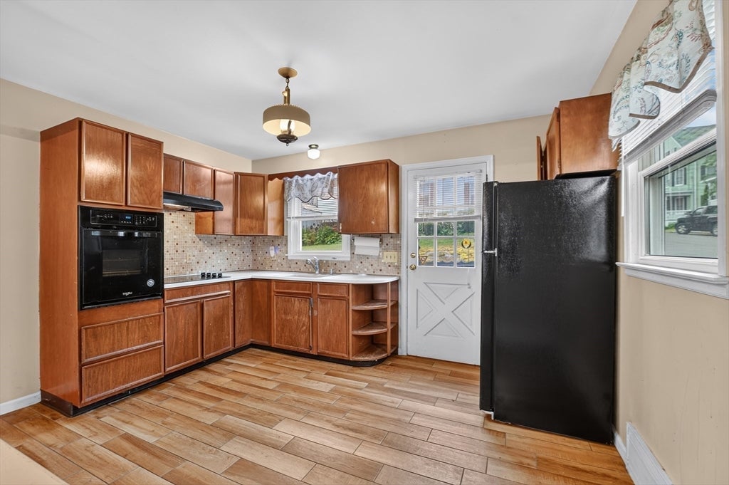 219 North St, Salem, MA, 219 North St, Salem, MA Photo #17