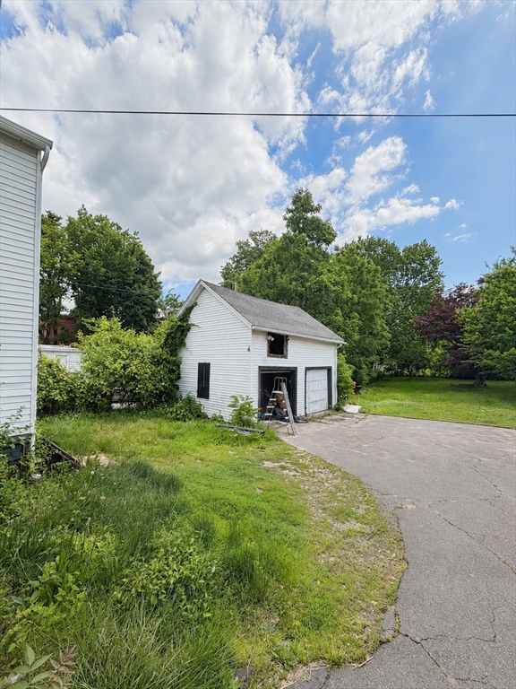 123 Grape St