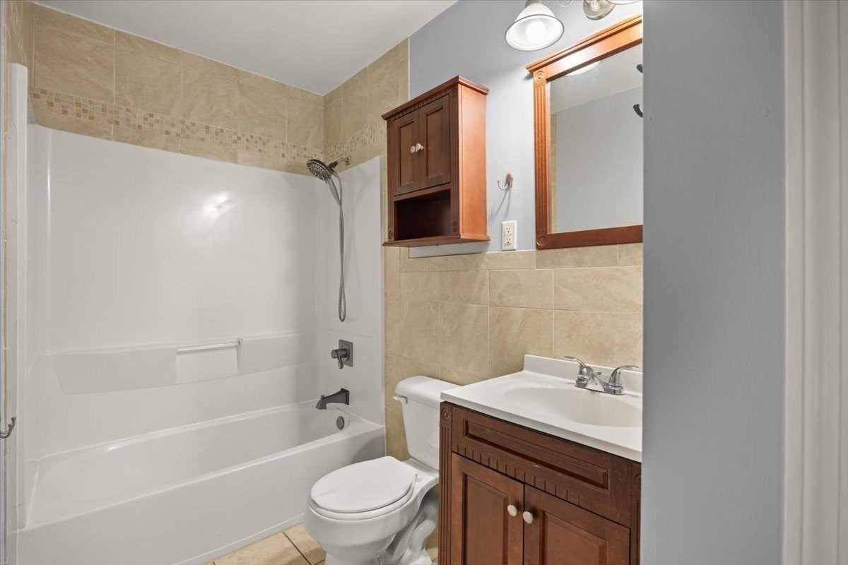 97 Colonel Bell Dr #1, Brockton, MA Photo #17