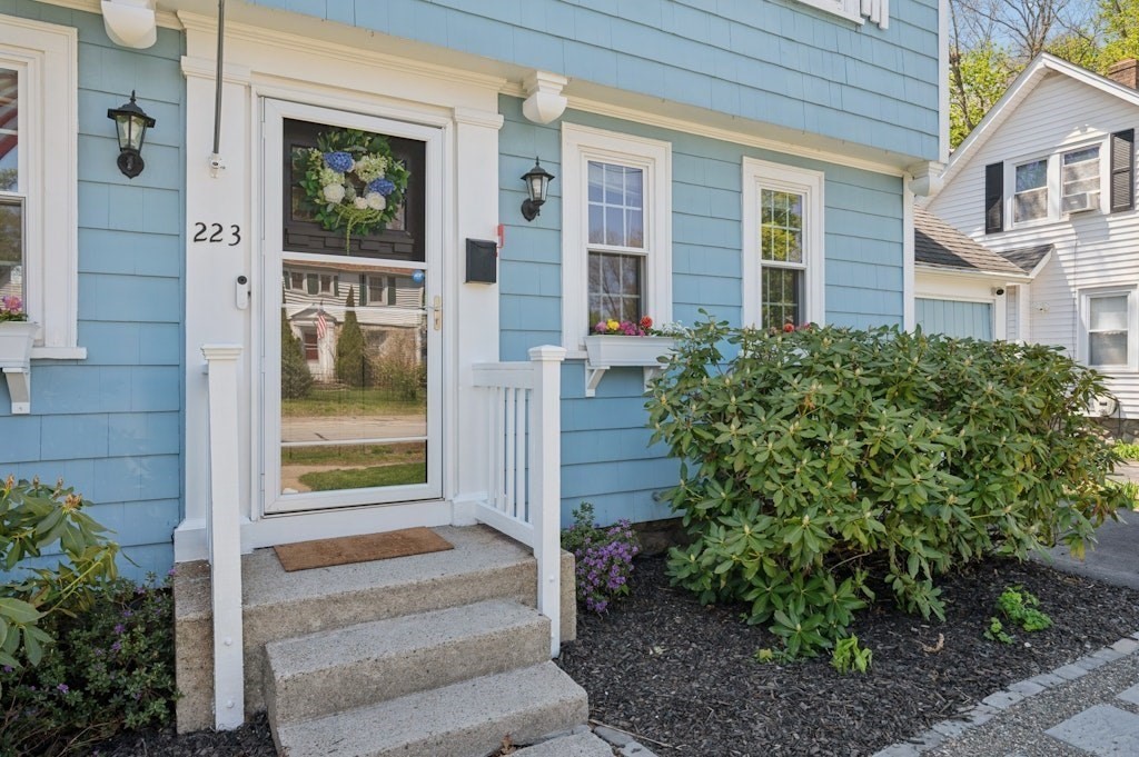 223 Beverly Road