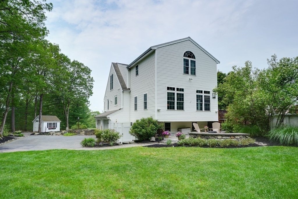 59 Davis St