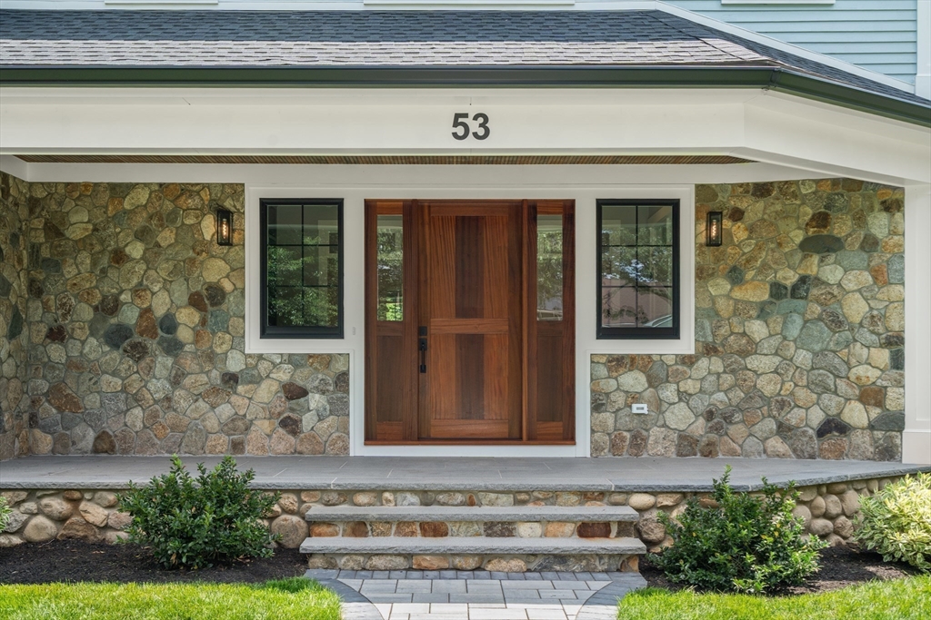 53 Crestview Rd
