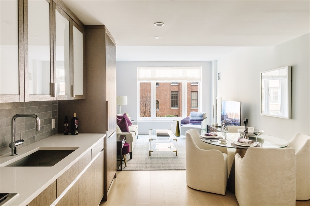 100 Lovejoy Wharf 7P