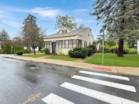 Photo of 575 Beacon St, Lowell, MA 01850 (MLS # 73444217)
