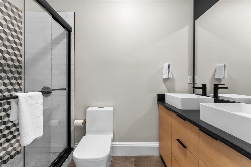 1 Colburn Road, Manchester, MA, 1 Colburn Road, Manchester, MA Photo #31