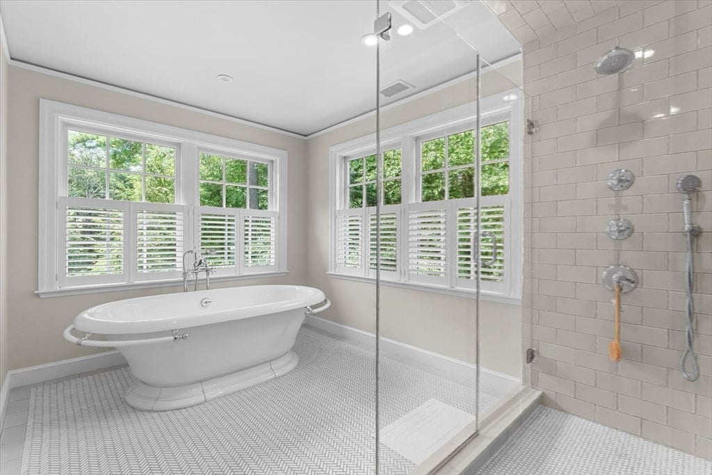 1 Colburn Road, Manchester, MA, 1 Colburn Road, Manchester, MA Photo #27