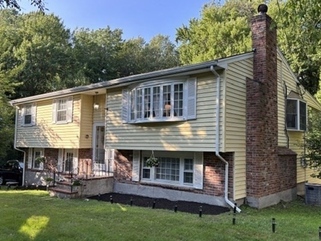 29 Old Coach Road, Canton, MA Photo #2