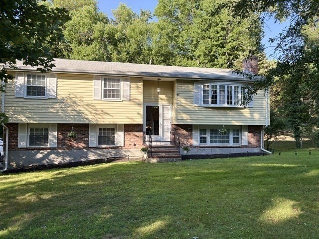 29 Old Coach Road, Canton, MA Photo #1