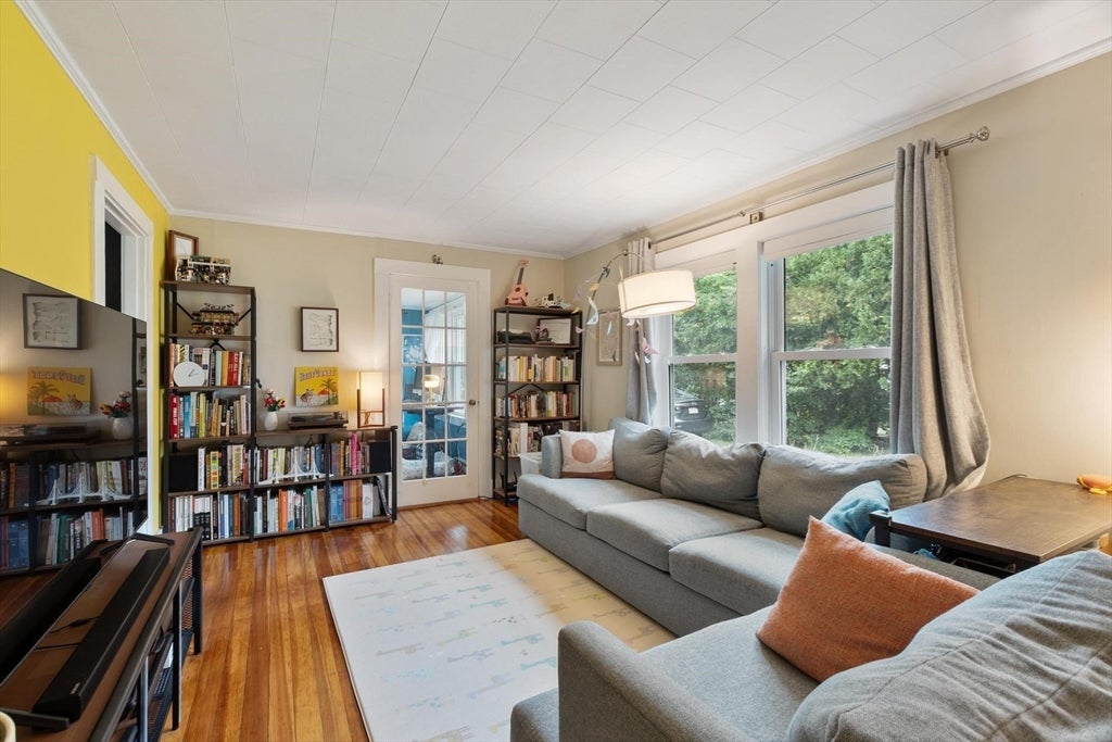 2 Coolidge St #1, Westford, MA, 2 Coolidge St #1, Westford, MA Photo #4