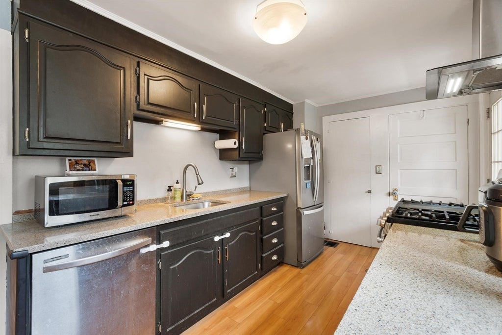 2 Coolidge St #1, Westford, MA, 2 Coolidge St #1, Westford, MA Photo #6