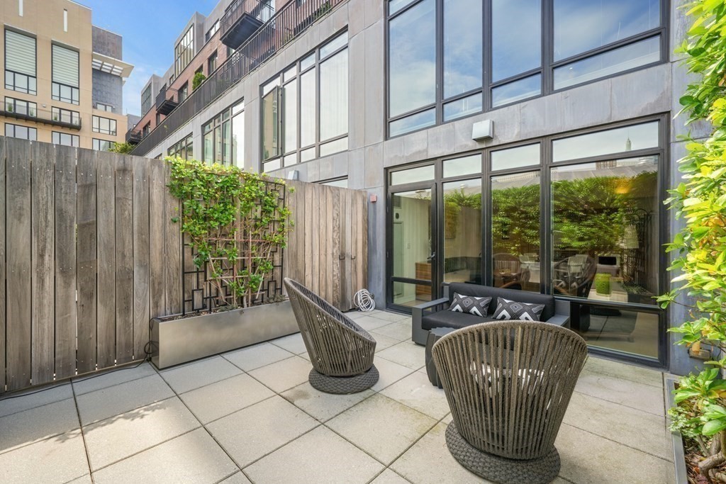 505 Tremont St 415