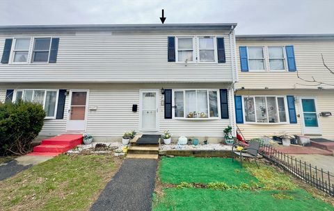 21-7 Rice Ln Worcester MA 01604