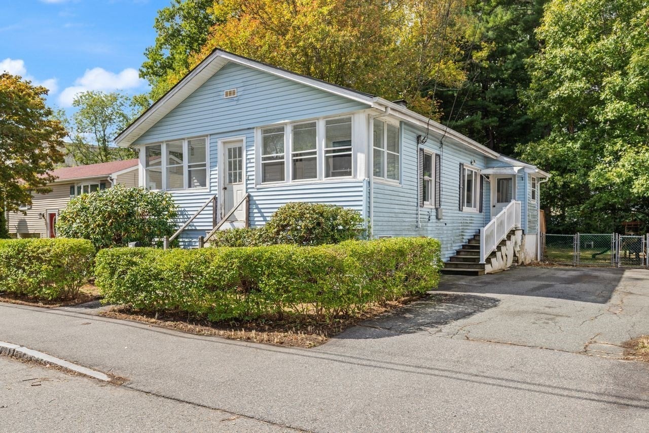 75 Sterling Ave, Brockton, MA, 75 Sterling Ave, Brockton, MA Photo #33