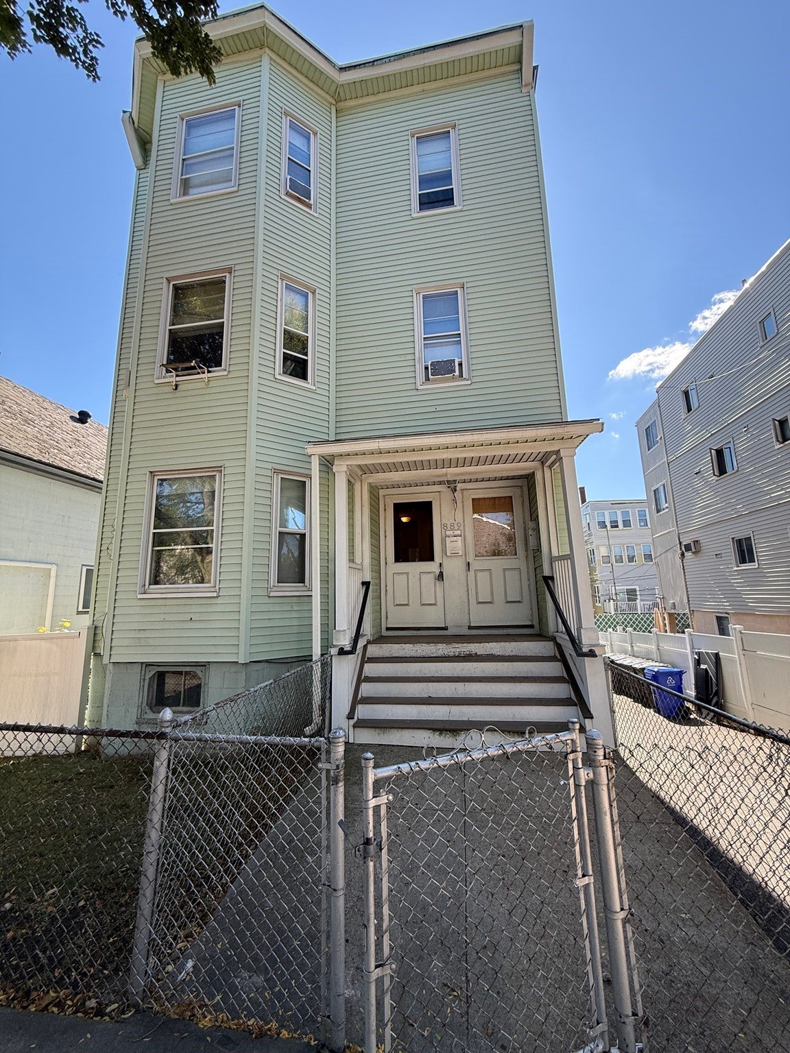 889 Saratoga ST #1, Boston, MA Photo #1