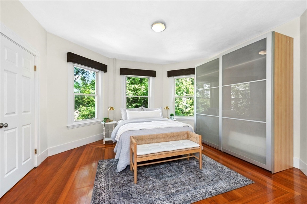 456 Medford St 3