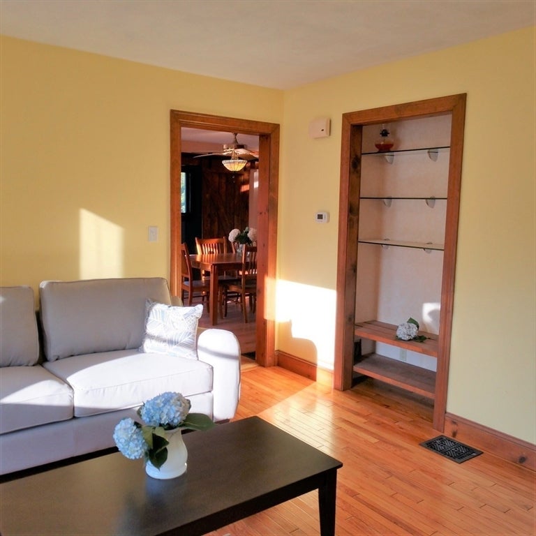 8 Jackson ST #2, Beverly, MA, 8 Jackson ST #2, Beverly, MA Photo #6