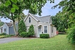 26 Central Street