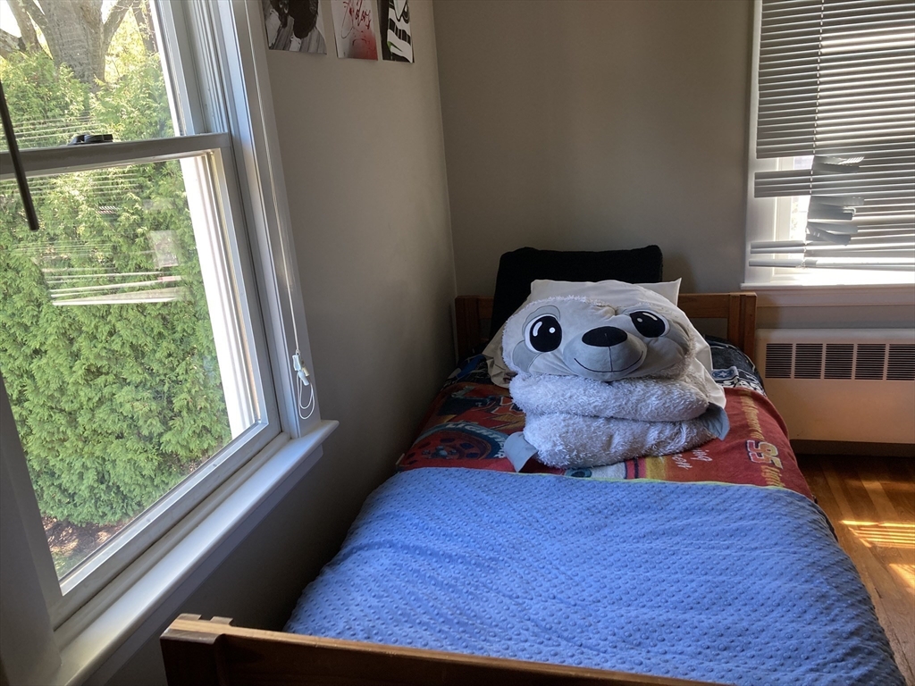 71 Fessenden St, Newton, MA Photo #10