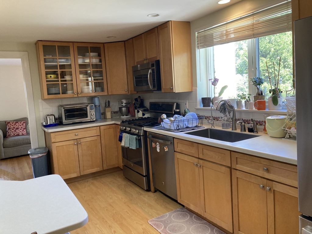 71 Fessenden St, Newton, MA Photo #2