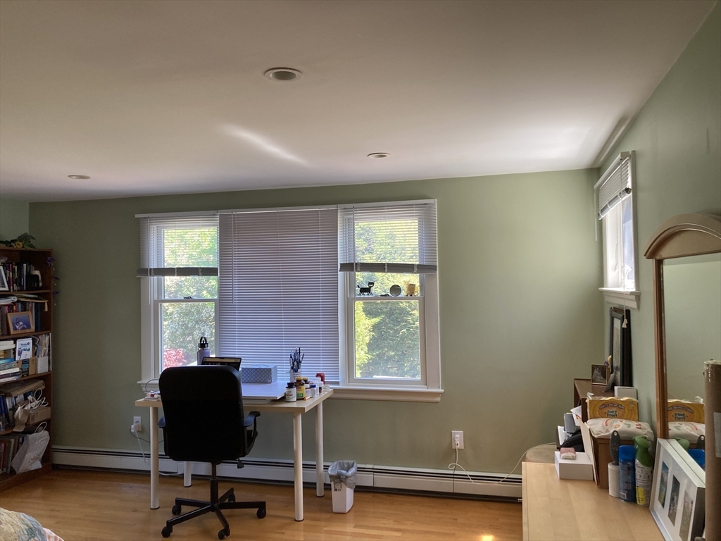 71 Fessenden St, Newton, MA Photo #7