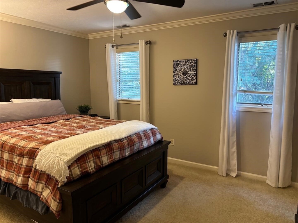 Wilbraham, Massachusetts 01095, United States, 1 Bedroom Bedrooms, ,1 BathroomBathrooms,Residential,Contingent,207437