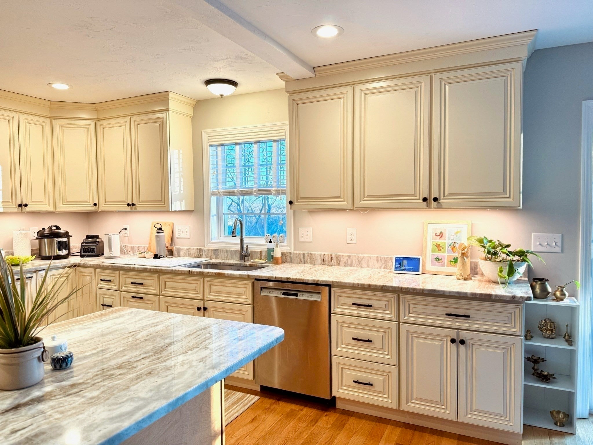 8 Sourwood Circle, Worcester, MA, 8 Sourwood Circle, Worcester, MA Photo #2
