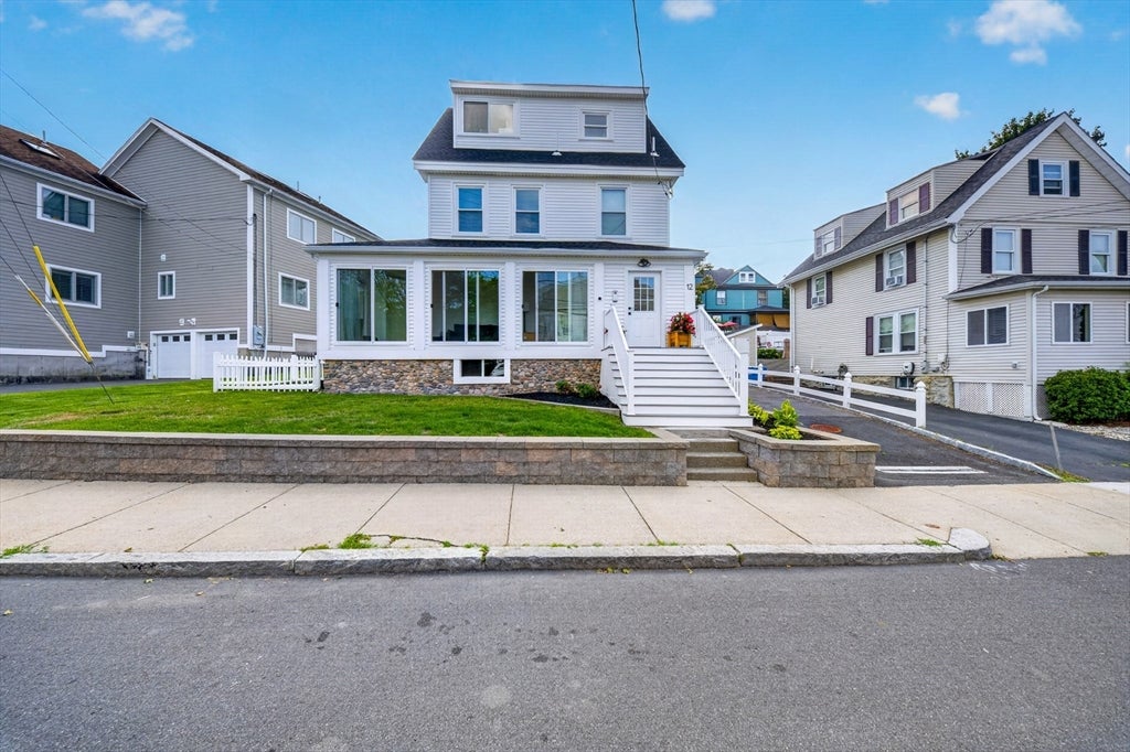 Photo of 12 Sewall Ave, Winthrop, MA