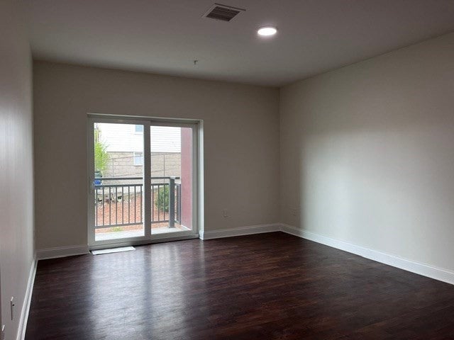 10 Franklin Ave U-107
