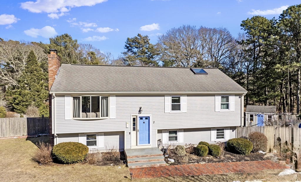 7 Carol Rd