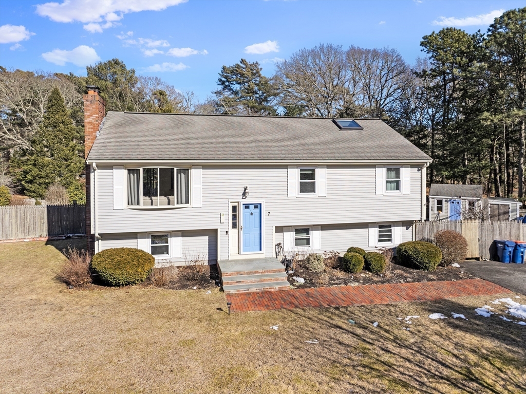 7 Carol Rd