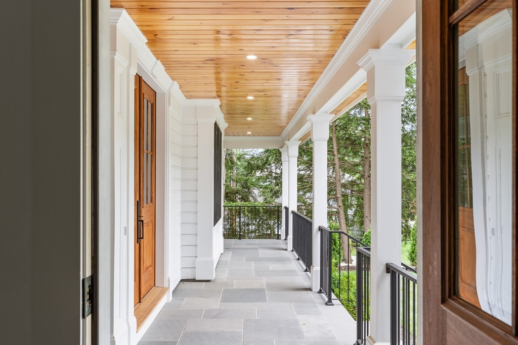 33 Royalston Road