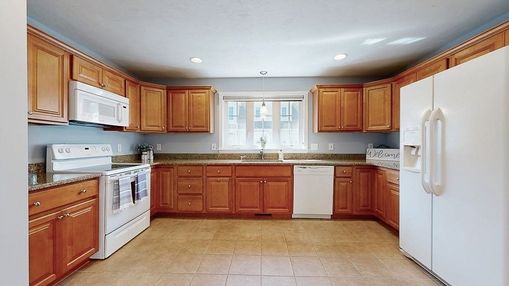 13 Enaya Circle 38