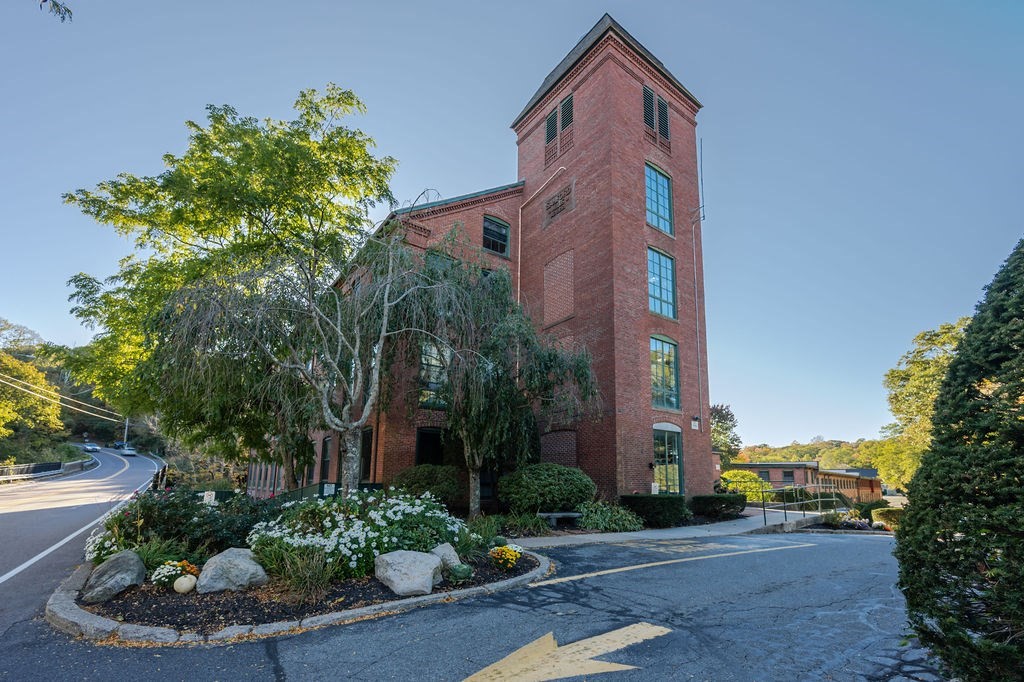 14 Sanford St 15