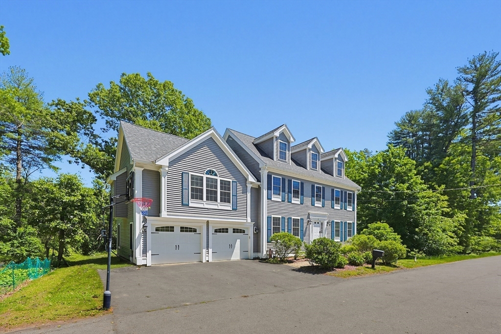 5 Courtney Ln
