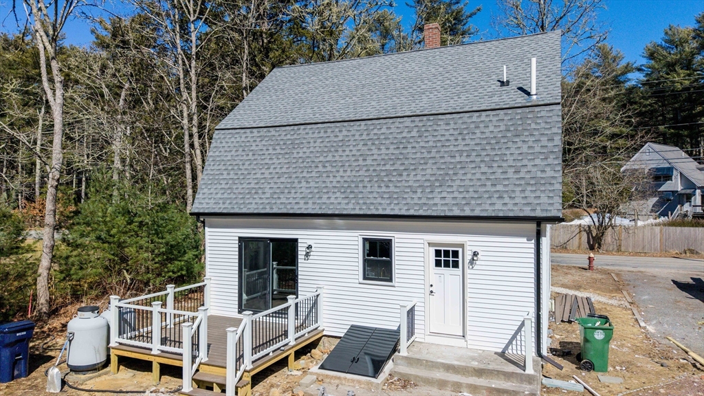 613 Delano Rd