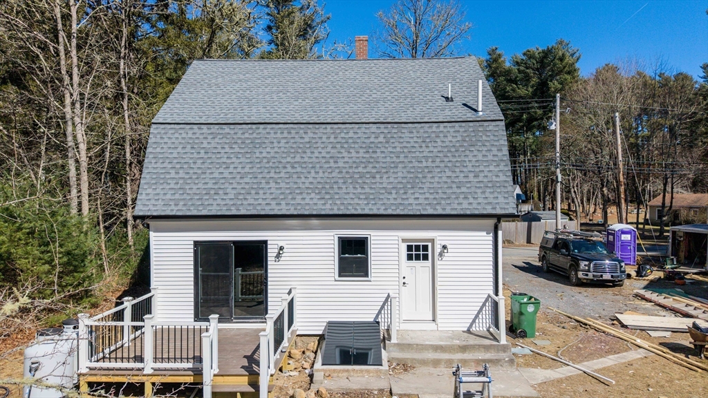 613 Delano Rd