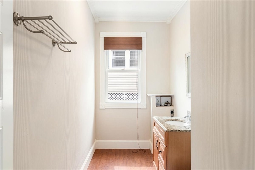 261 Third St, Lowell, MA Photo #30