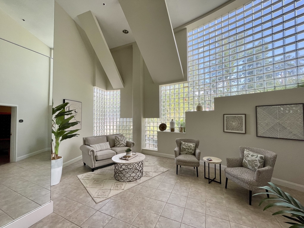 1 Loring Ave 207