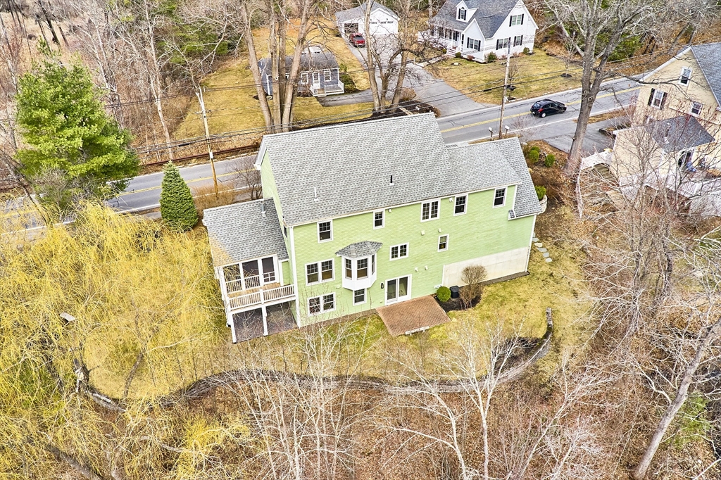 324 Bedford Street