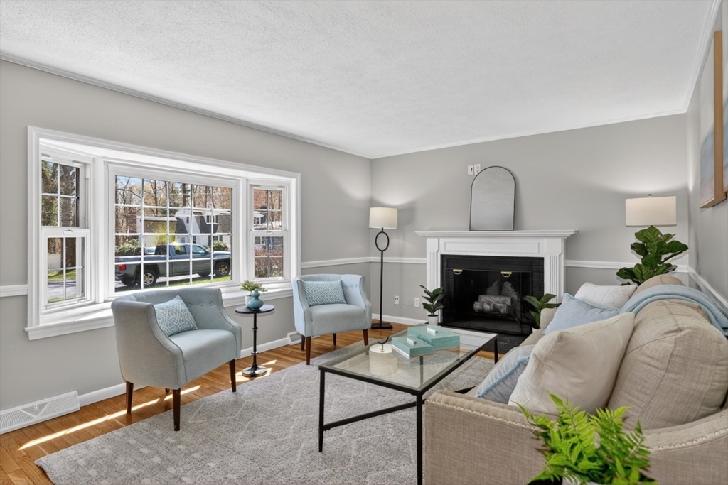 125 Hemlock Dr