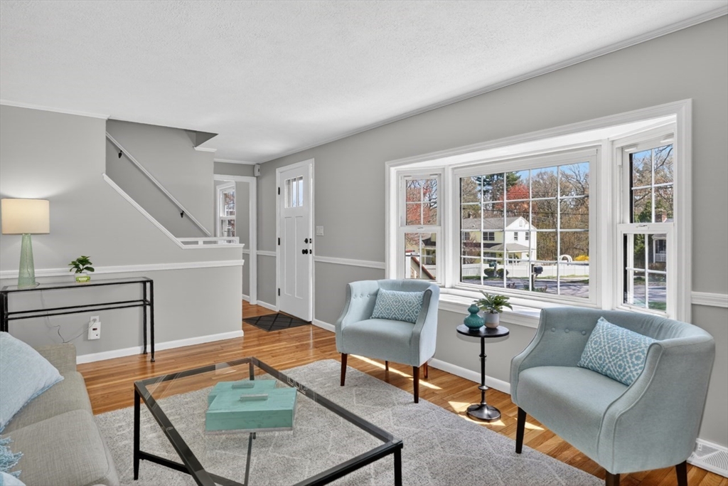 125 Hemlock Dr