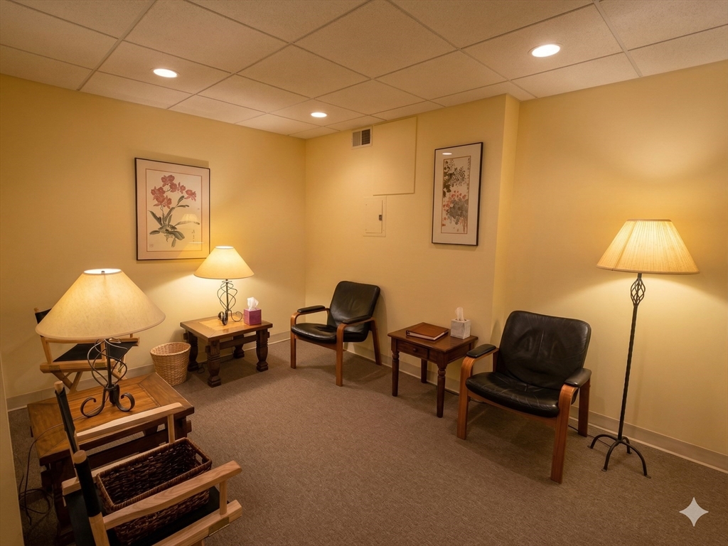 1105 Massachusetts Ave 2A