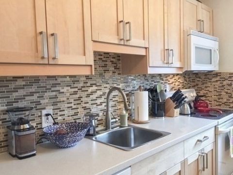 32 Westgate Rd 6 Boston MA 02467