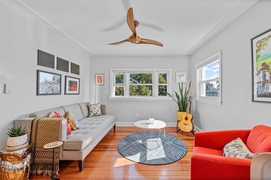 38 Amsden St 38