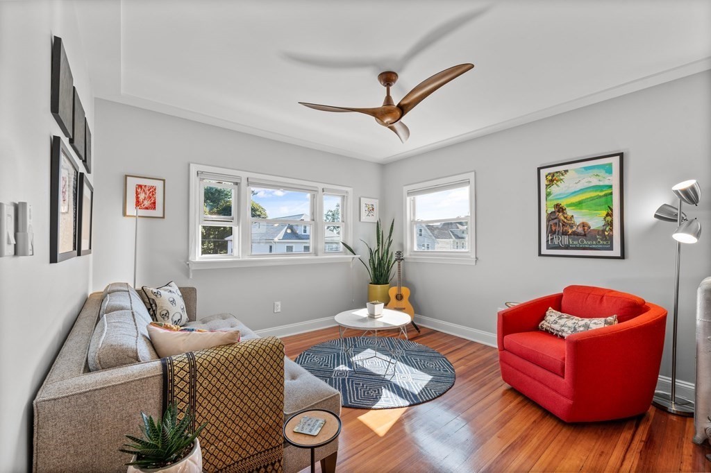 38 Amsden St 38