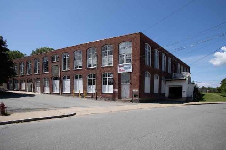Photo 1 of 39 — 15 Shaw St, Fall River, MA 02724