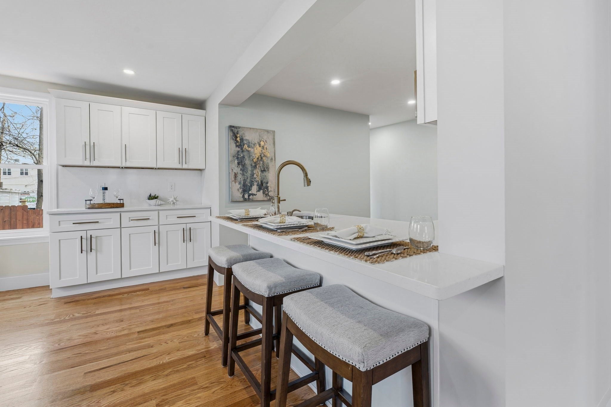 8 Hammatt St 8