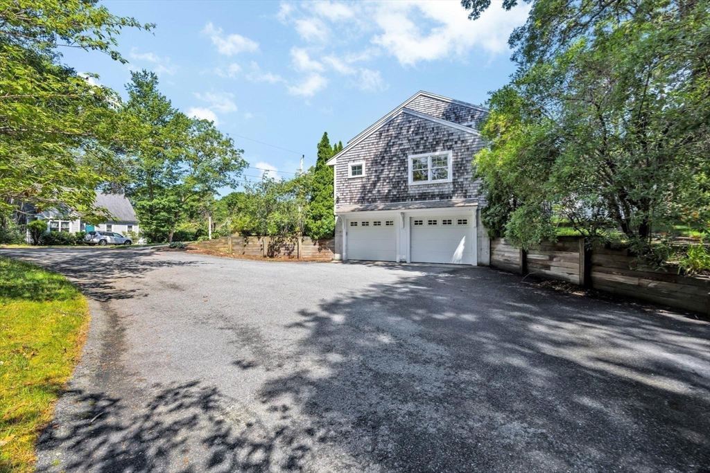 146 James Cir