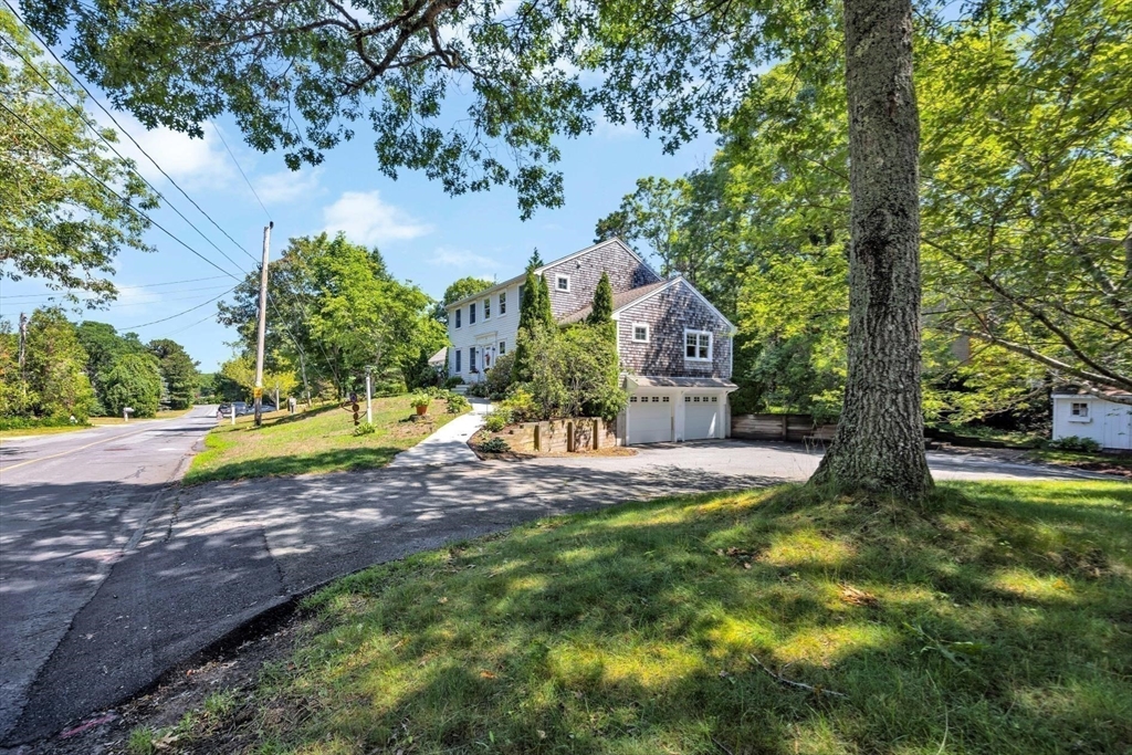 146 James Cir