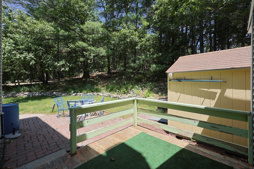 Plainville, Massachusetts 02762, United States, 2 Bedrooms Bedrooms, ,2 BathroomsBathrooms,Residential,Contingent,154128